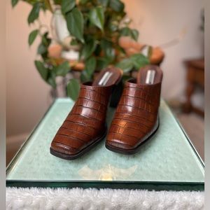 Topshop Garda Vegan Brown Croc Mules - Size 7.5